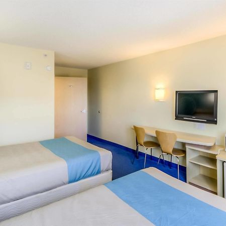 Motel 6-Estevan, Sk Dış mekan fotoğraf